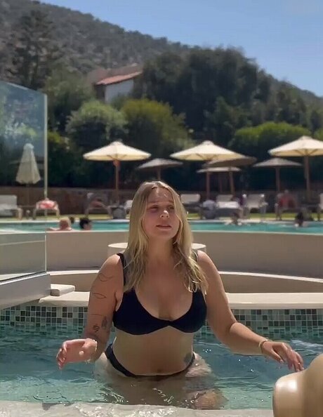 Viky kid pornstar hd pic