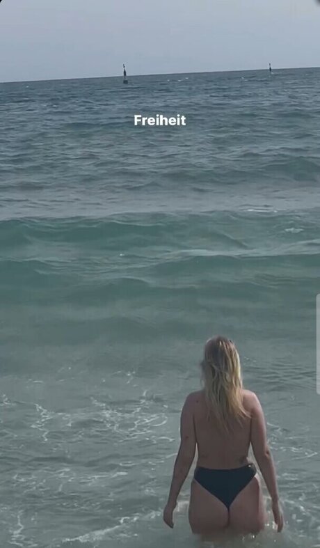 Viky kid nice actress img