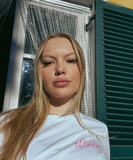 boobs onlyfans pornos images