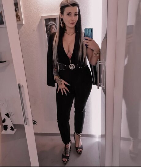 Lyn k44 pornstar beautiful pic