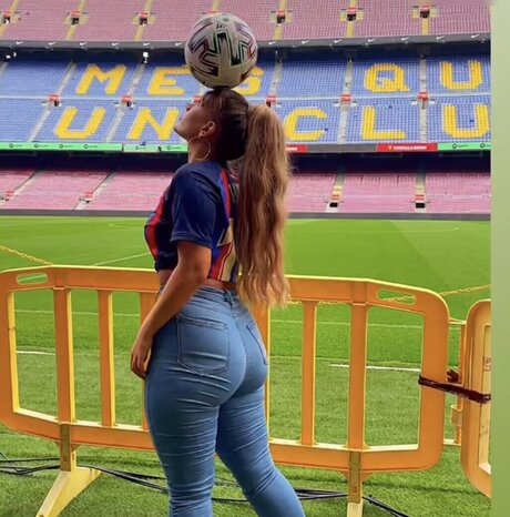 curvy muscle onlyfans top img