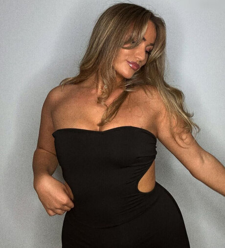 fat redhead onlyfans hd photo