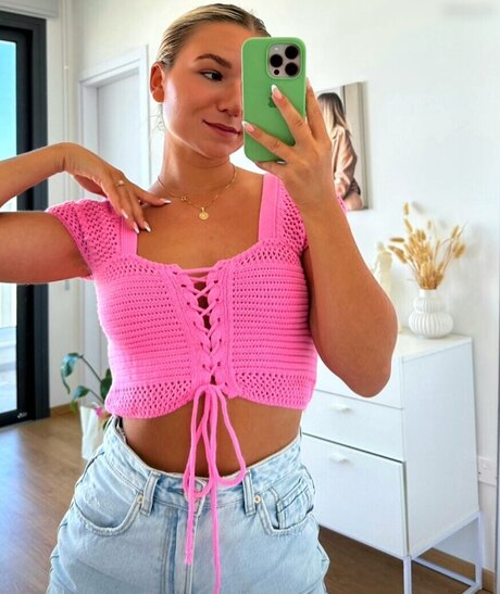 Alina Wachinger pornstar pic