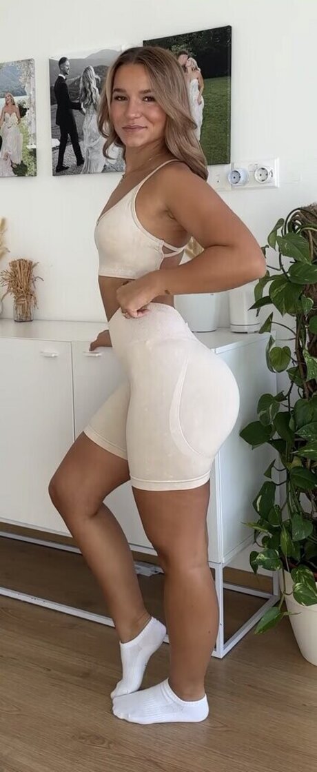 black shemale onlyfans xxx pic