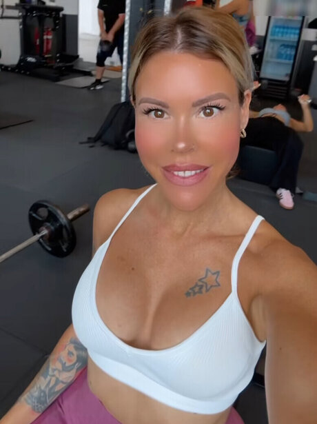 asian brunette onlyfans free naked image