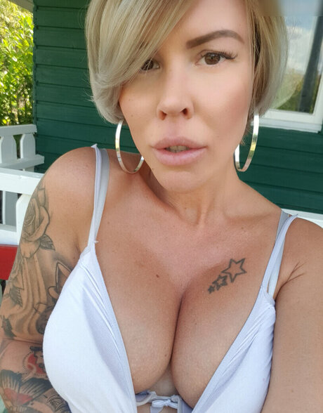 Lara Bergmann star best archive