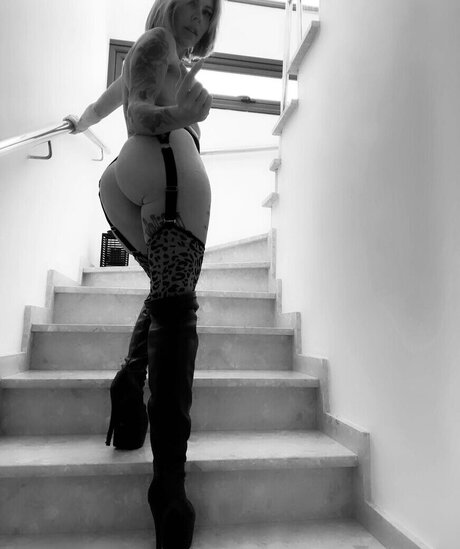 Lara Bergmann pornstar xxx galleries