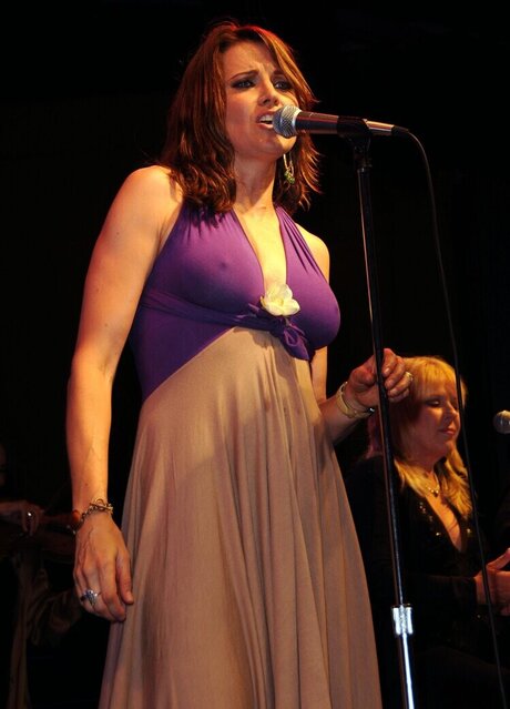 asian yoga onlyfans hot picture