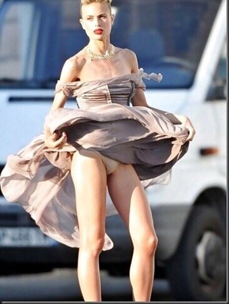 OOPS International model picture