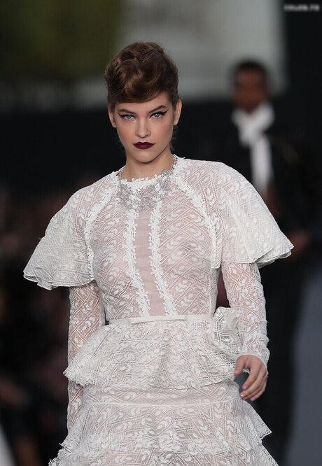 big tits nerd onlyfans art naked pics