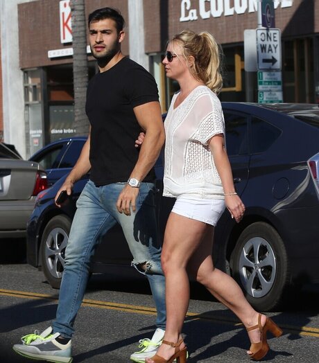 bisexual couple onlyfans nudes archive