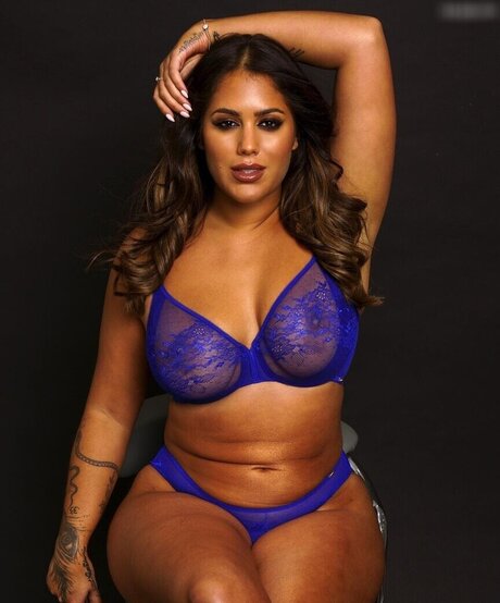 arab blowjob onlyfans hot sexy image