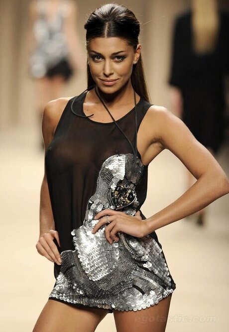 latina solo onlyfans hd picture