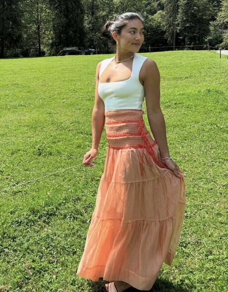 Jenny Chiu sexy actress photos