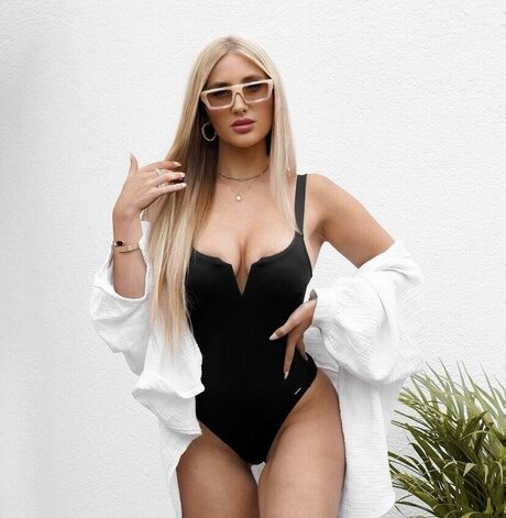 pregnant ebony onlyfans nude archive