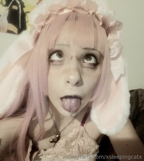xsleepingcatx naked model images