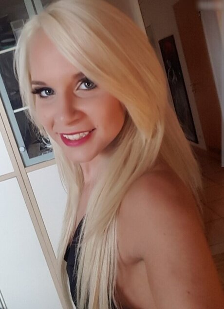 curvy muscle onlyfans sexy xxx pics