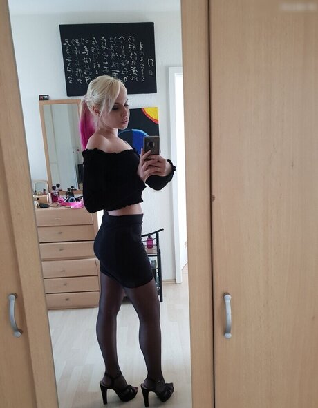 blonde secretary onlyfans free porn gallery