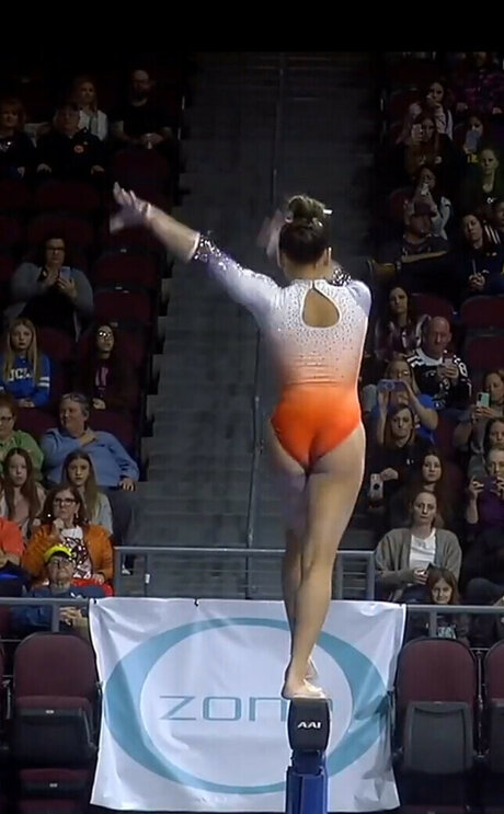 Suni Lee model sex photos