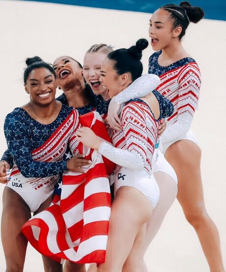 Suni Lee erotic pornstar images