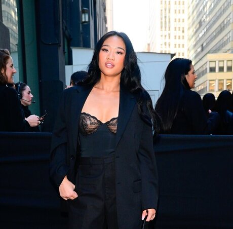 giantess onlyfans top pic