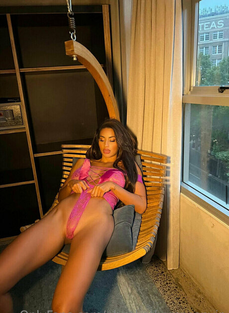 Phoebe Thompson pornstar best galleries