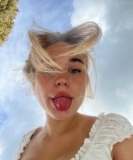 bbw brunette onlyfans free naked images