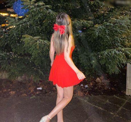 Xsarah0108 porn star picture