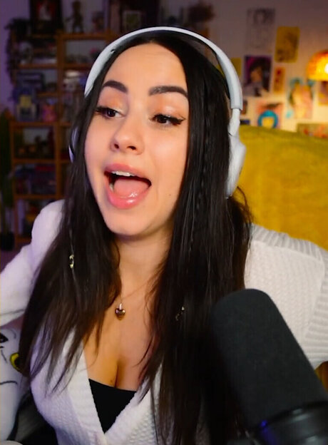 Bunnygirl nude model photo