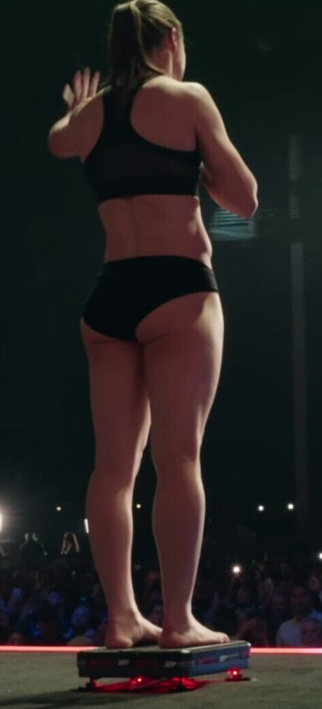 Celebrity Guilty Pleasures Underrated Women model erotic pic