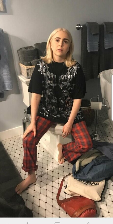 Celebrity Guilty Pleasures Underrated Women star nude gallery