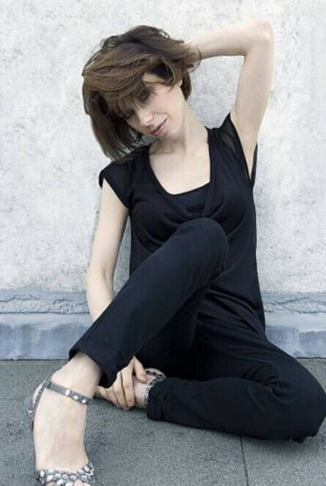 Celebrity Guilty Pleasures Underrated Women hd model image