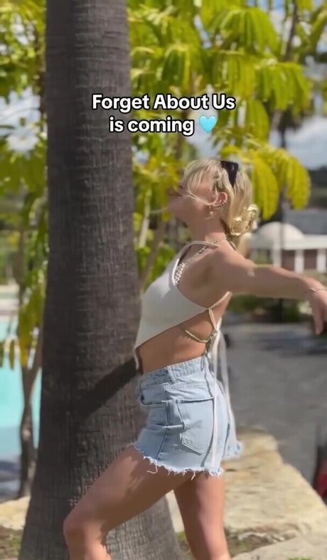 Celebrity Guilty Pleasures Underrated Women pornstar nice pictures