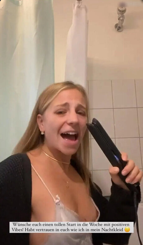 Alina Sophie Holst porn star pictures