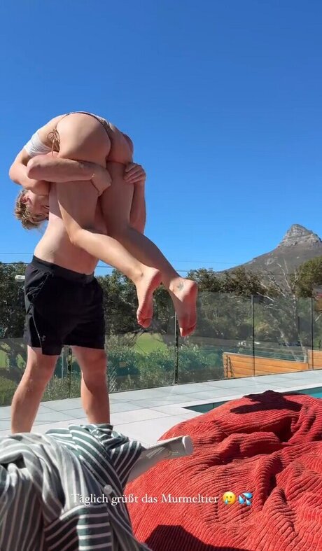 Alina Sophie Holst sexy model galleries