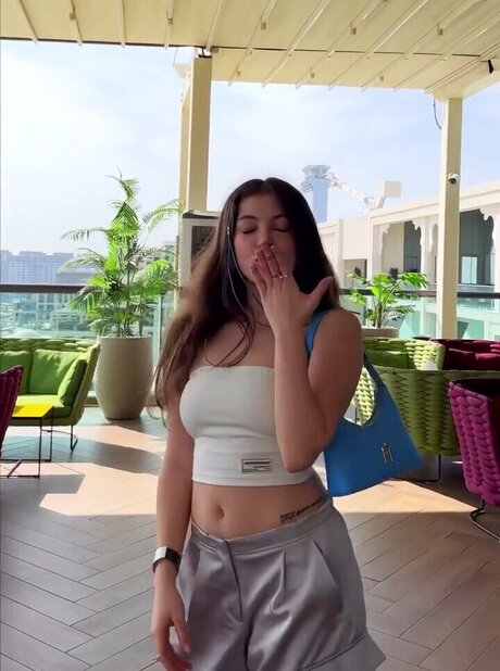 Leyla Afshonkar pornstar nude images