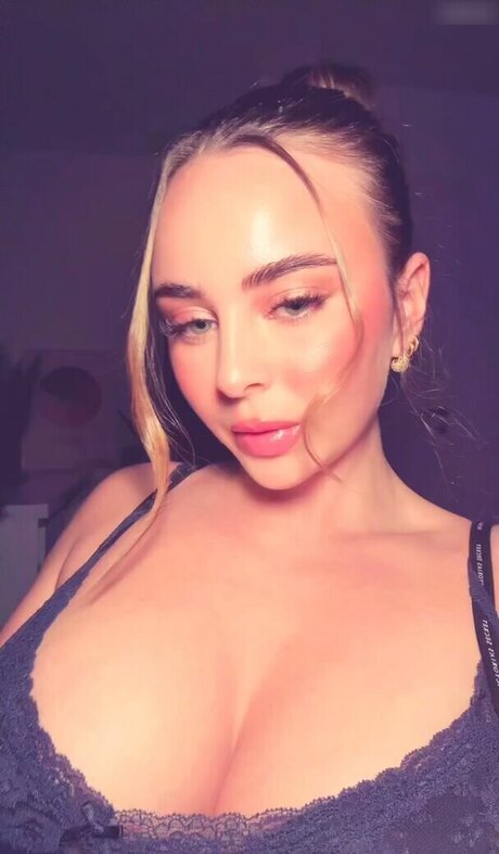 Luisa Senn pornstar sex pic