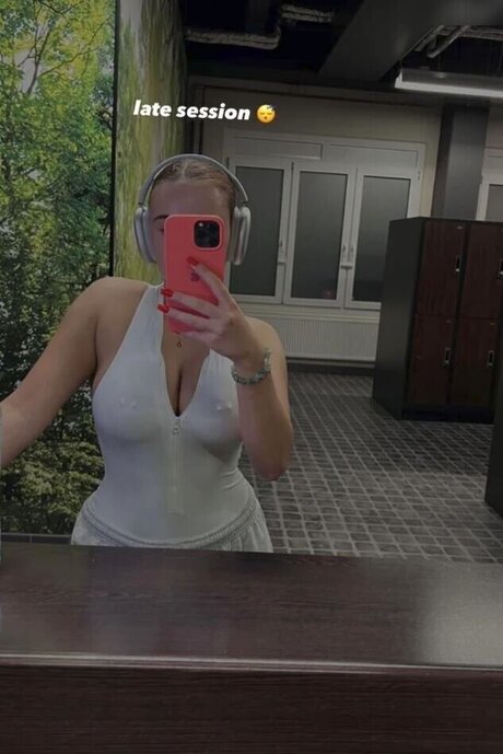 Luisa Senn nudes star archive