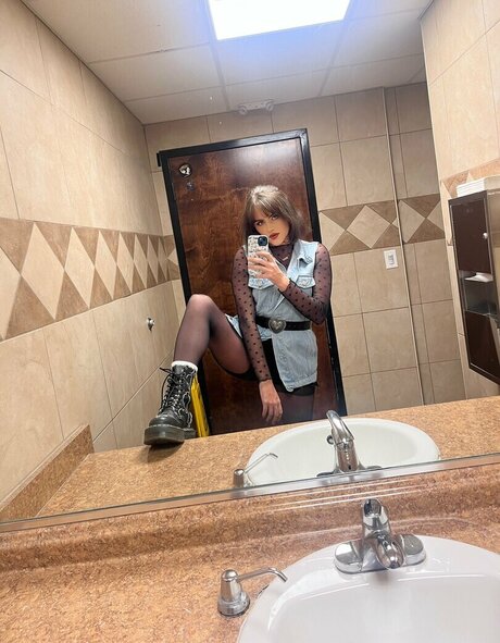 big tits granny onlyfans porn image