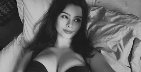 Layla XX pornstar hd image