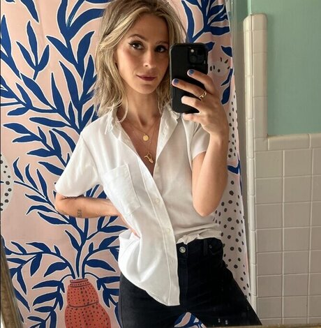 amateur chubby onlyfans sex images