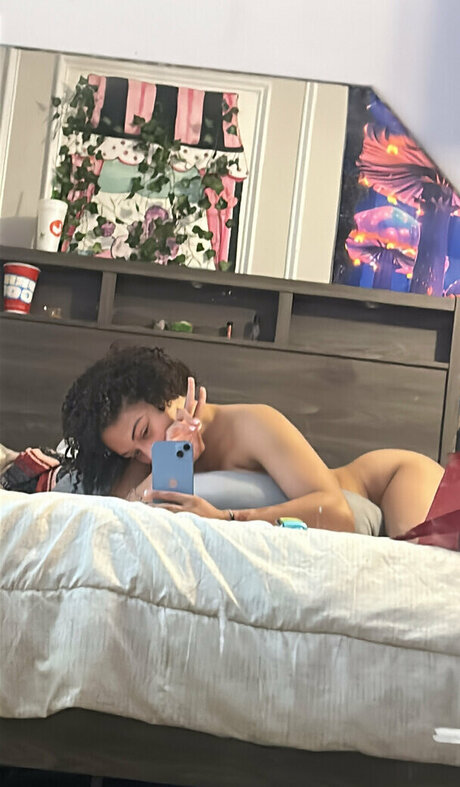 cherryizzyy actress images