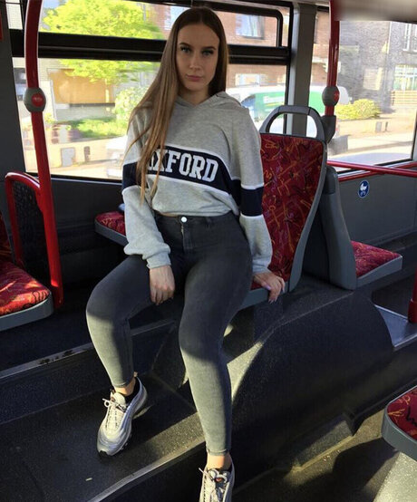 Larissaxra pornstar sex pics