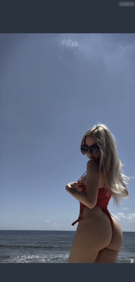 Nikoleta Milenova naked actress archive