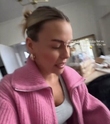 milf yoga onlyfans erotic pictures