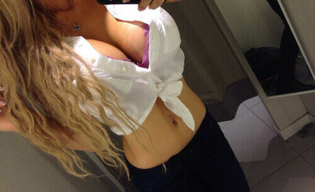 Ariana Jordan pretty actress pics