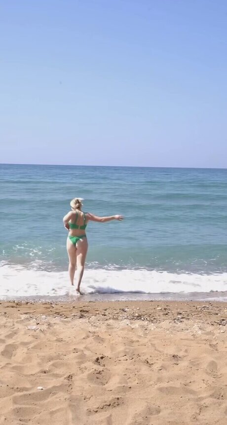 Carina Spoon pretty star img