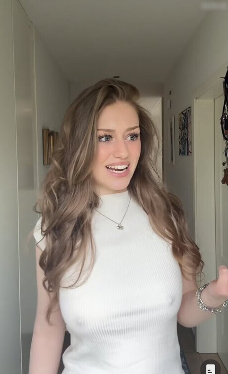 Yana Clare pornstar best images