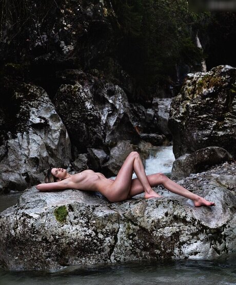 skinny blonde milf onlyfans free porn gallery