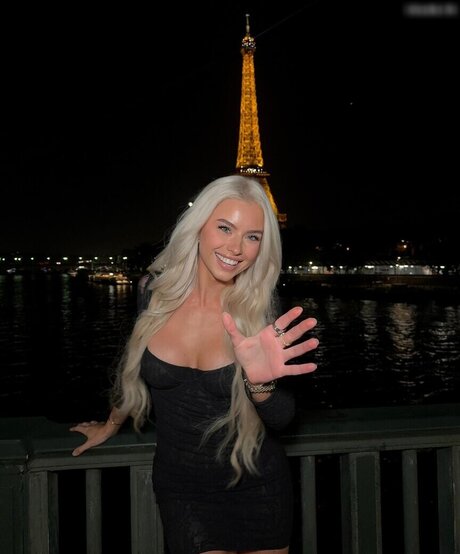 Kim Schiele model high quality images